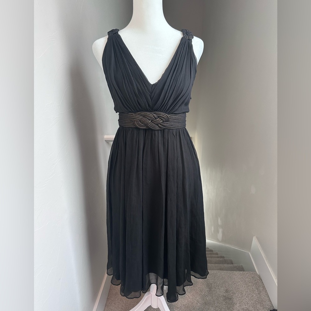 BCBGMaxAzria Black Sleeveless V-Neck Backless Cocktail Dress